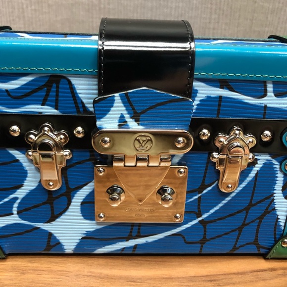 Louis Vuitton Aqua Epi 16’ cruise petite Malle bag - Picture 3 of 8